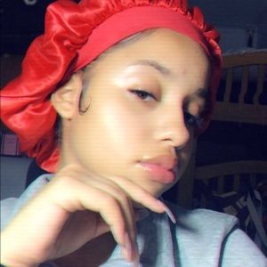 Meet your Posher, Catherine